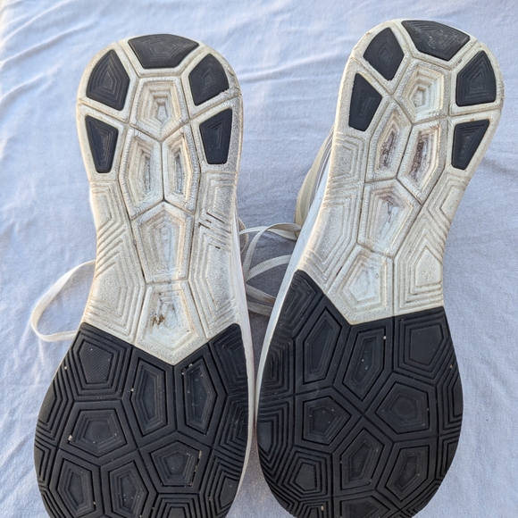 Nike Zoom Fly - Picture 3 of 6